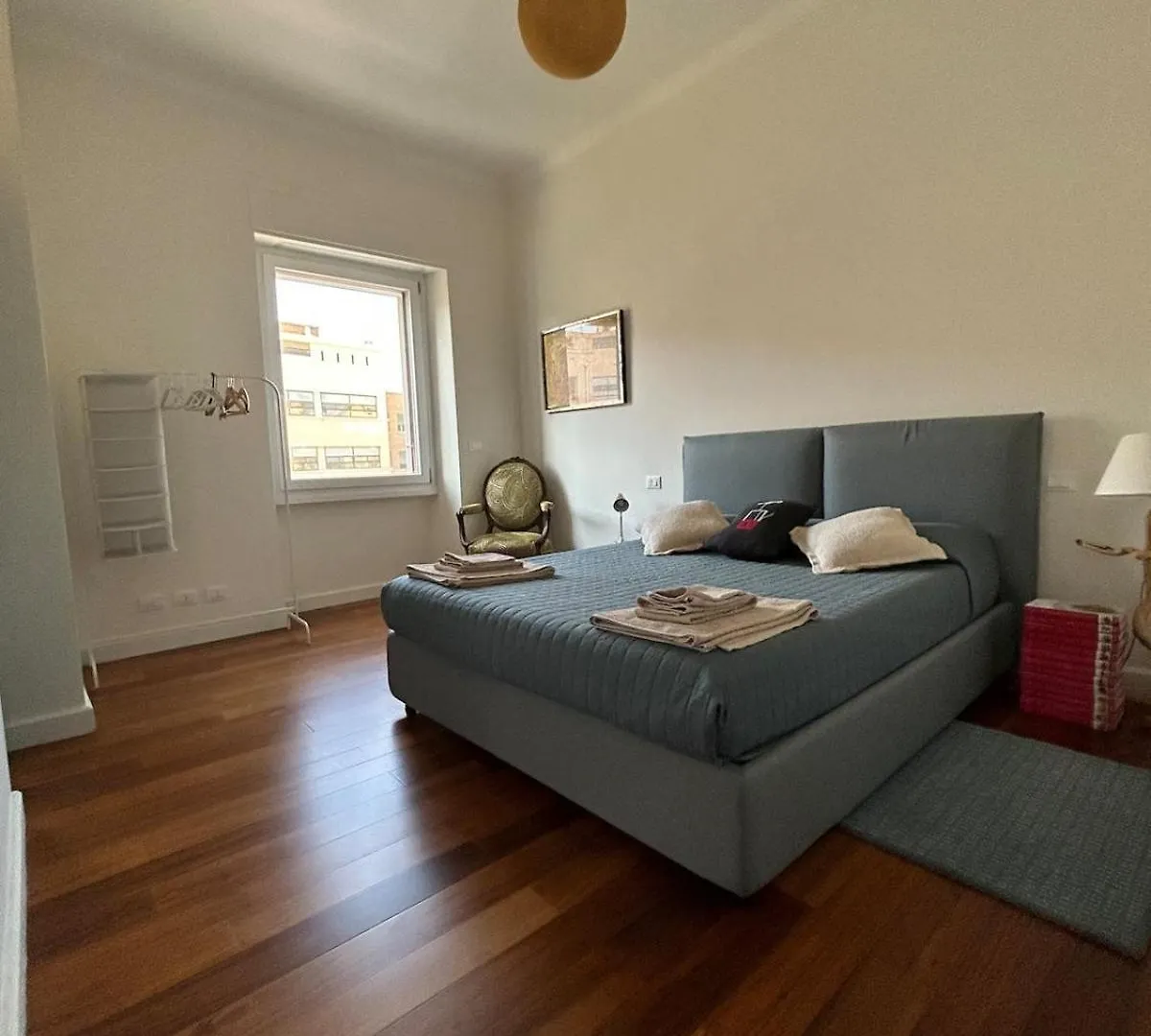 Bright Apartment In San Lorenzo - Feel At Home Rome