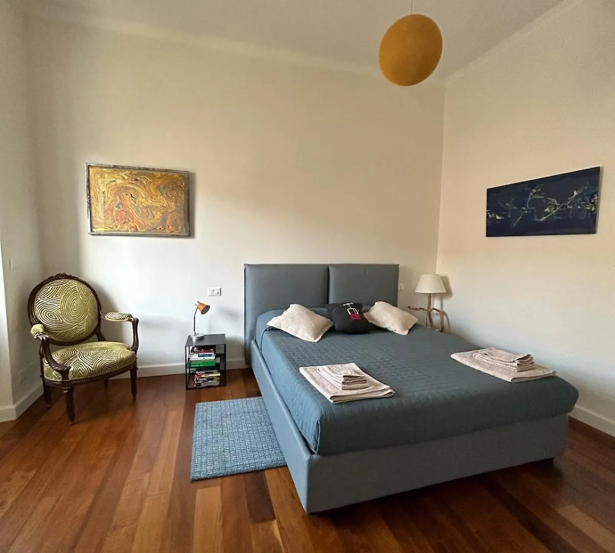 Bright Apartment In San Lorenzo - Feel At Home location